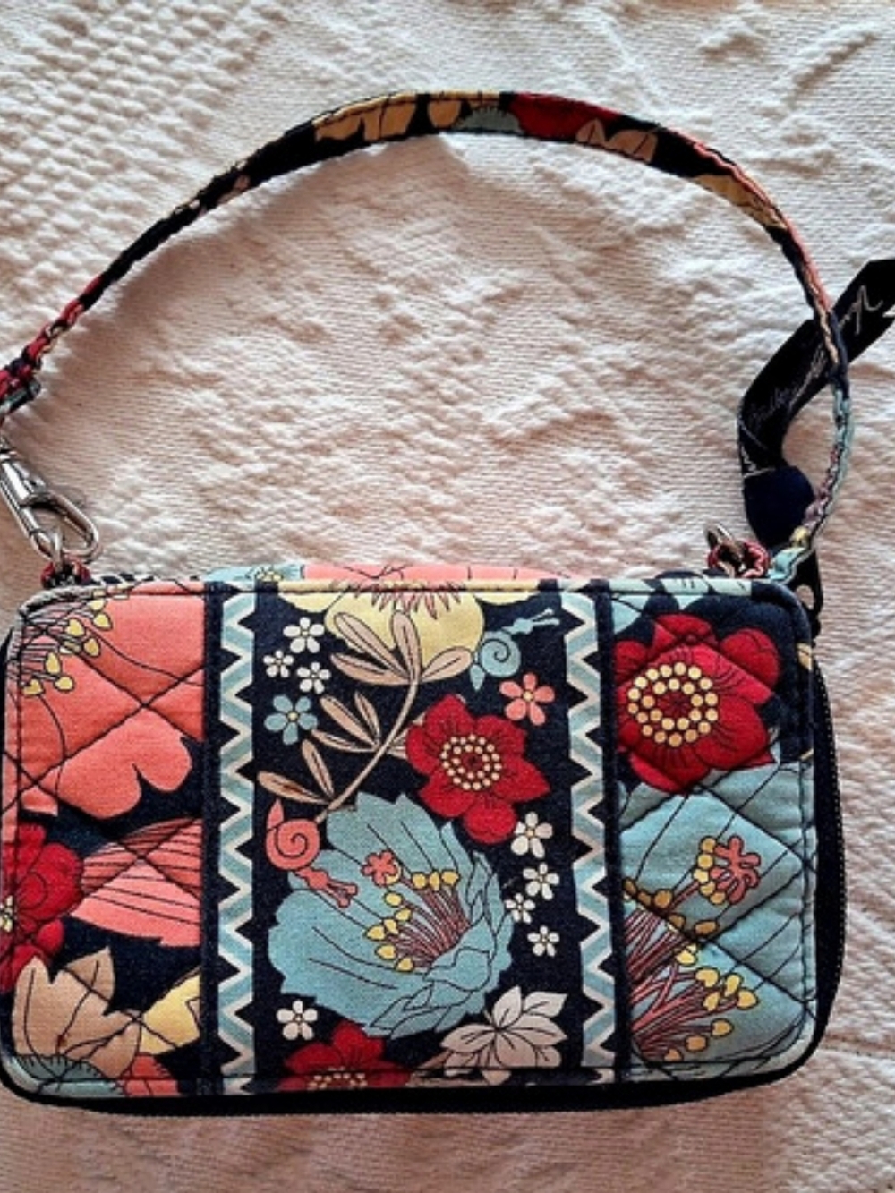 Vera Bradley Zip ID Case Floral Wristlet Wallet in Black & Multicolor